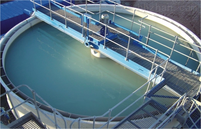 地衛(wèi)環(huán)?？萍糋ZX型中心傳動刮吸泥機工作原理